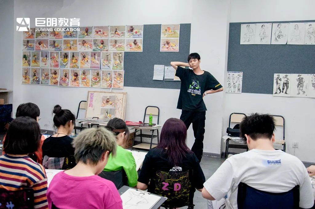 披荆斩棘无所惧丨进击的小巨人们!冲啊! 披荆斩棘无所惧丨进击的小巨人们!冲啊!