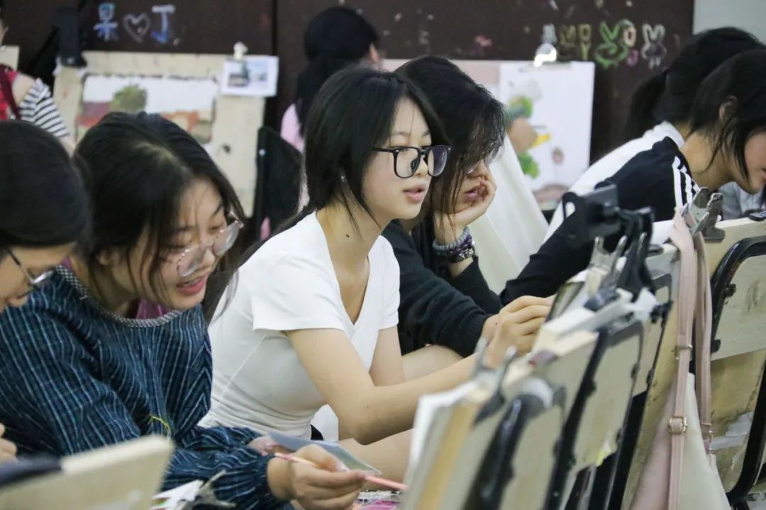 以考为阶，丈量成长丨重庆巨明画室2025年7月水平测试