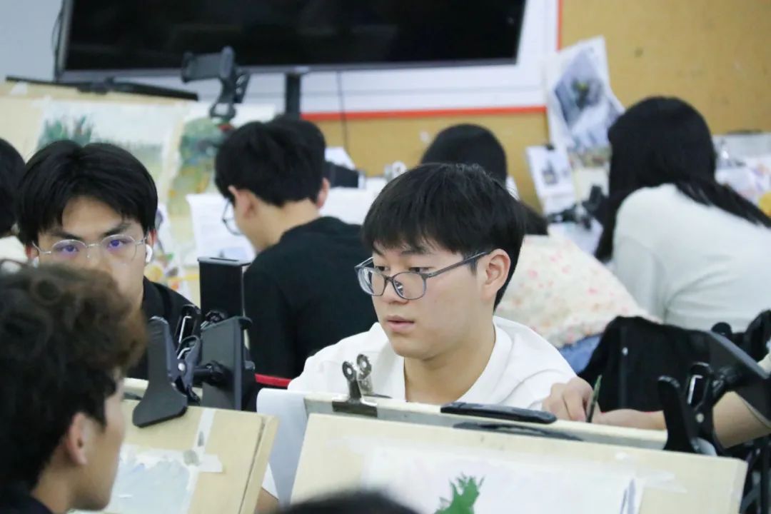 以考为阶，丈量成长丨重庆巨明画室2025年7月水平测试