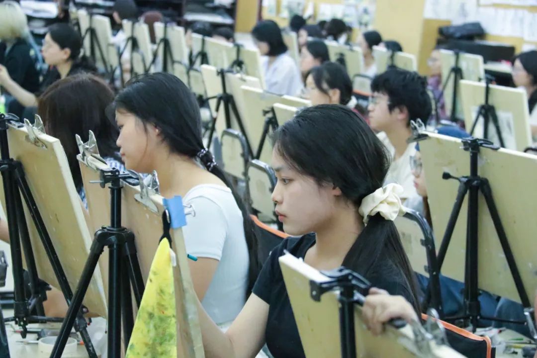 以考为阶，丈量成长丨重庆巨明画室2025年7月水平测试