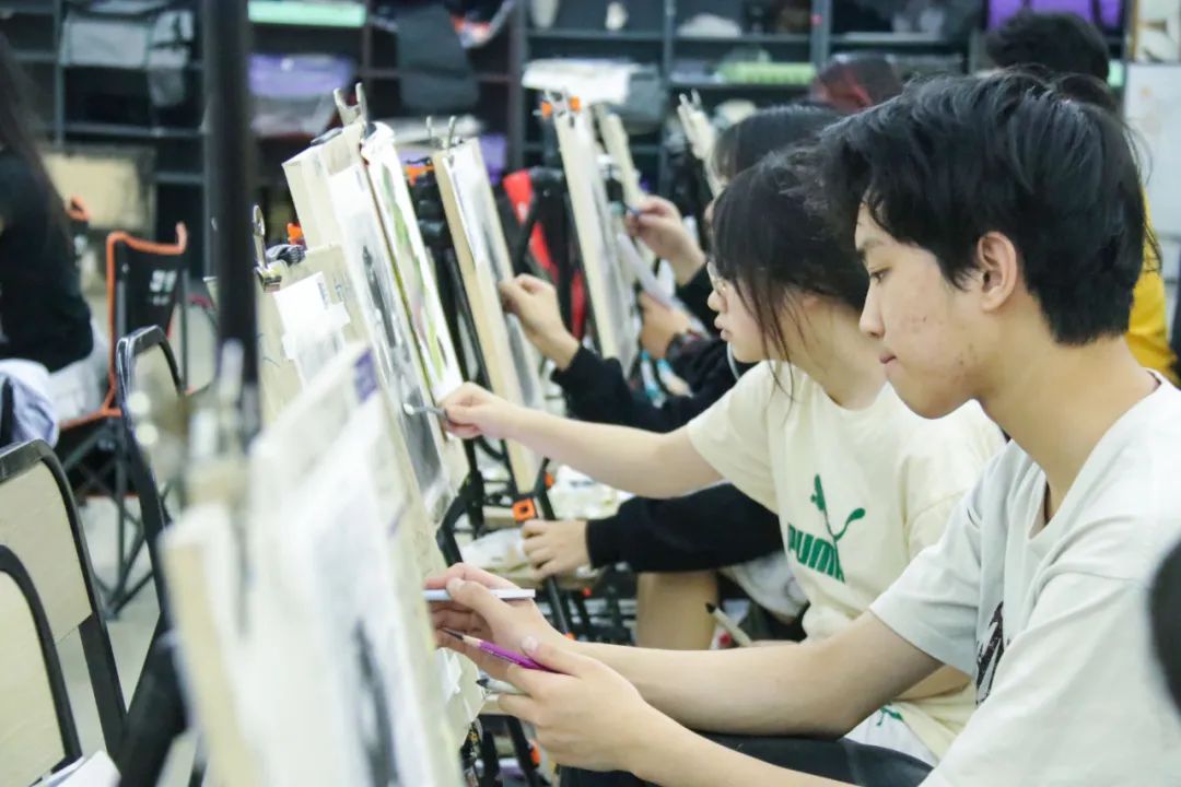 以考为阶，丈量成长丨重庆巨明画室2025年7月水平测试