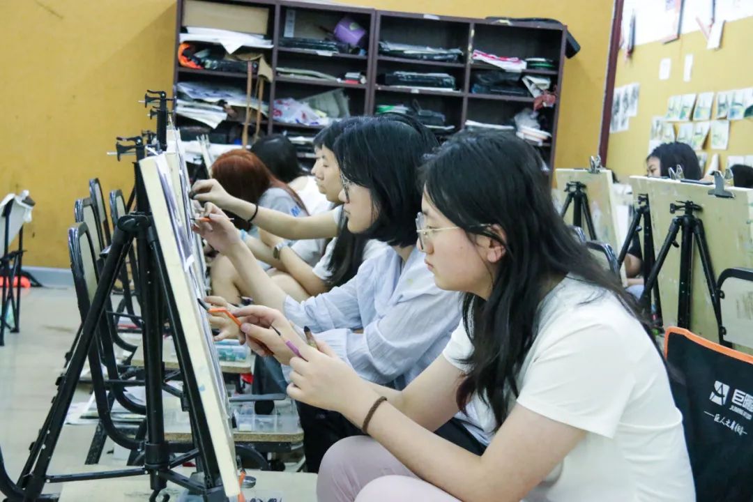 以考为阶，丈量成长丨重庆巨明画室2025年7月水平测试