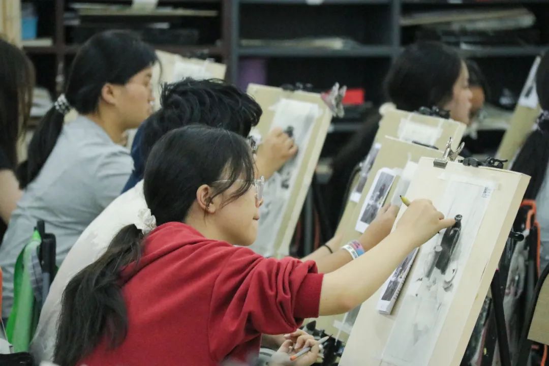 以考为阶，丈量成长丨重庆巨明画室2025年7月水平测试