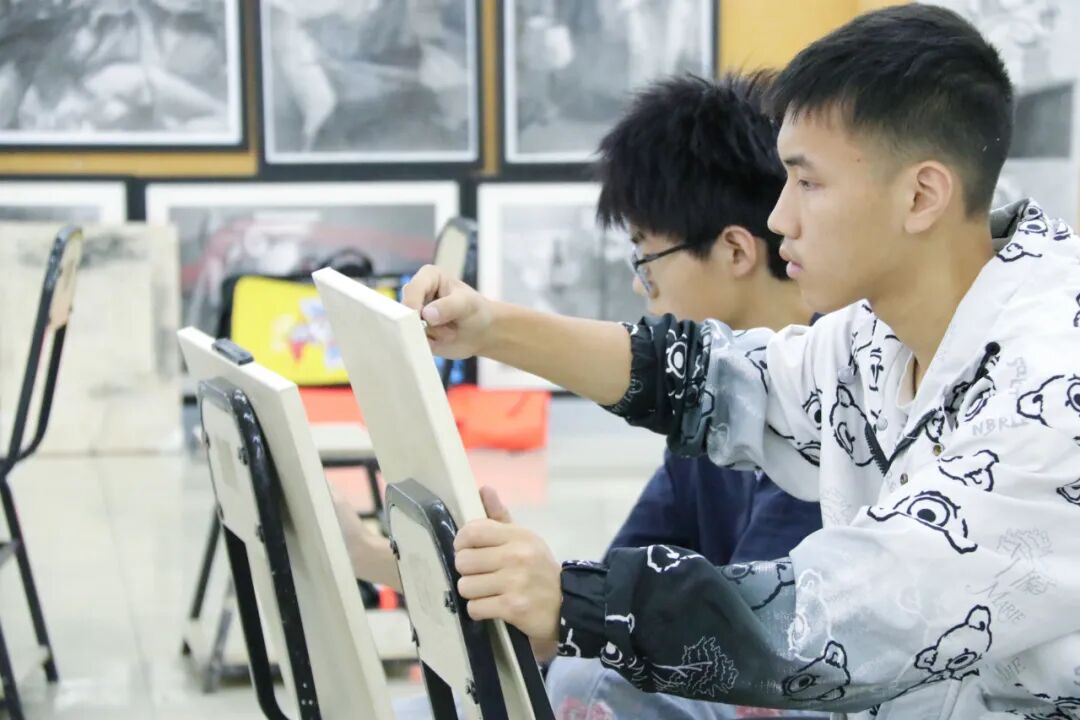 寒假领跑,让进步看得见丨重庆巨明画室2026届寒假班招生简章 寒假领跑,让进步看得见丨重庆巨明画室2026届寒假班招生简章