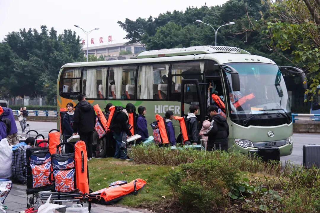 重启征程,再战 2026丨巨明画室2027届复读生招生简章 重启征程,再战 2026丨巨明画室2027届复读生招生简章