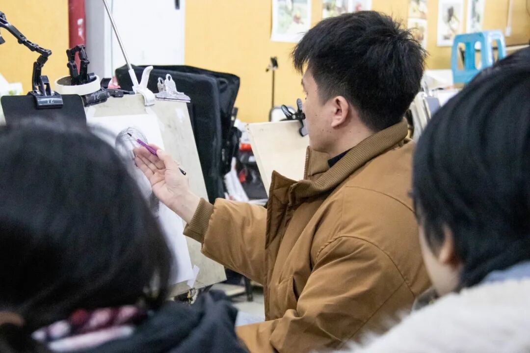 重启征程,再战 2026丨巨明画室2027届复读生招生简章 重启征程,再战 2026丨巨明画室2027届复读生招生简章