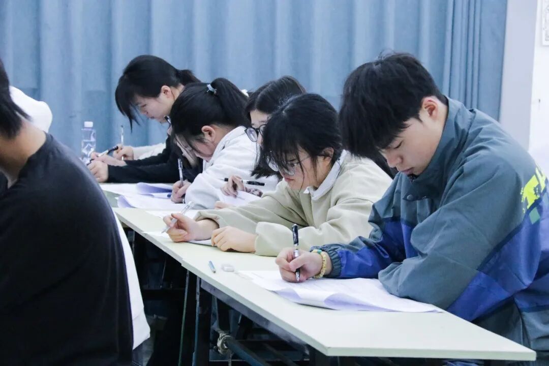 重启征程,再战 2026丨巨明画室2027届复读生招生简章 重启征程,再战 2026丨巨明画室2027届复读生招生简章
